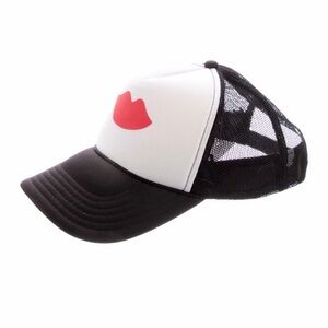Clare V | Trucker Hat | Lips